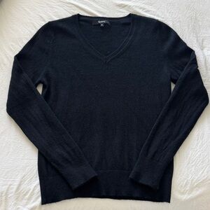 Quince Women’s Cashmere Black V-Neck Sweater Medium M